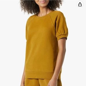 Good threads puff sleeve shirt sleeve sweatshirt.‎ NWT . Retail 30.79